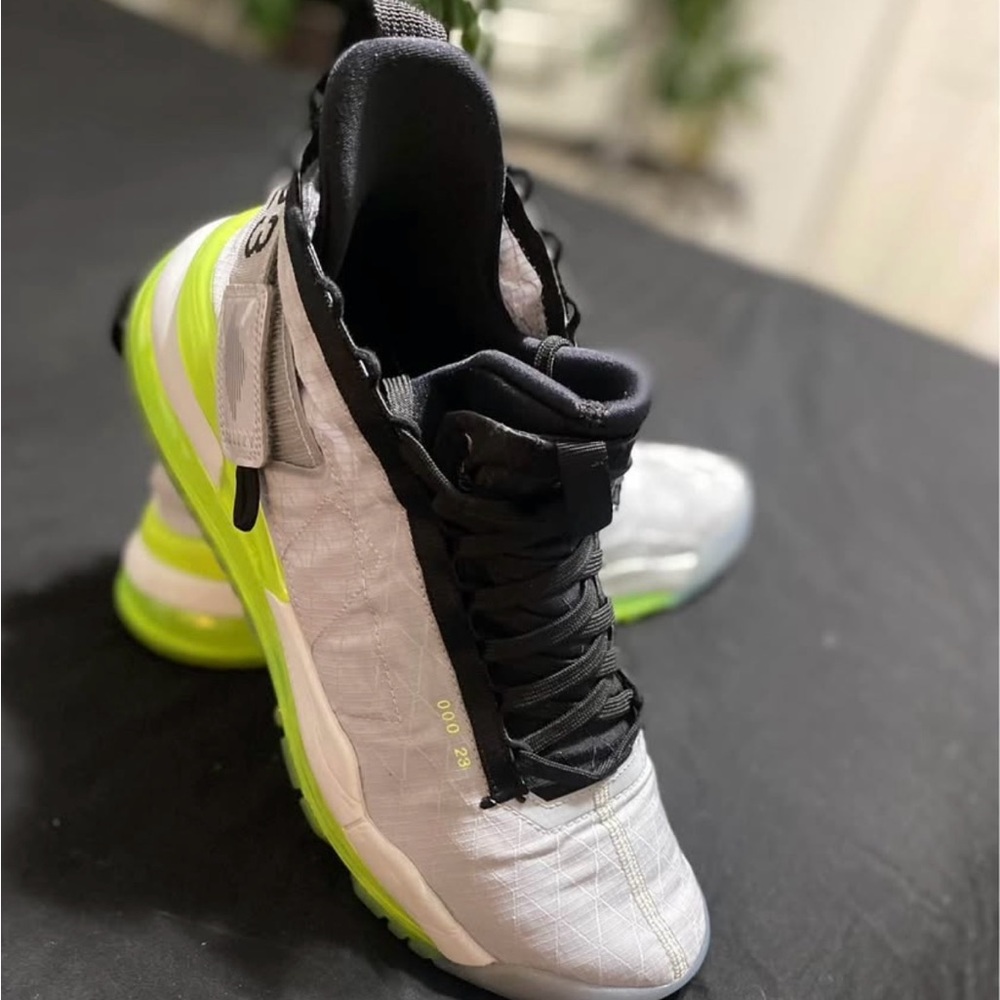 Y-3 Men's silver and Neon Yellow Athletic Shoes